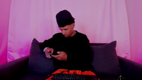 ThiagoFerreti online show from November 13, 7:57 pm