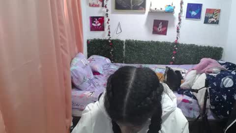 thiana_horny online show from June 10, 12:26 pm