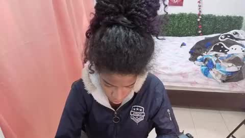 thiana_horny online show from July 17, 2:13 pm