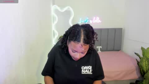  thiana  online show from November 3, 4:03 am