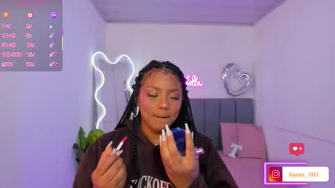  thiana  online show from December 3, 3:03 am