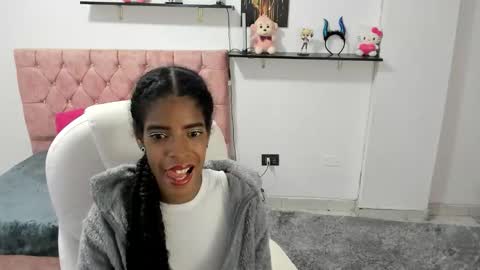 thianahorny online show from November 30, 2:15 am