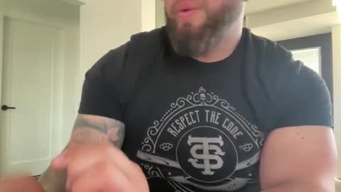 Snapshot of thiccbull12 chatting on March 2, 5:04 pm thiccbull12 online show from March 2, 5:04 pm