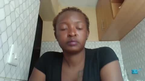 Snapshot of thick_booby83 chatting on December 4, 9:40 am thick_booby83 online show from December 4, 9:40 am