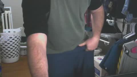 Snapshot of thickandnerdy1129 chatting on February 2, 7:20 am thickandnerdy1129 online show from February 2, 7:20 am