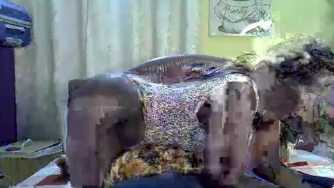 Snapshot of thickassvillageebony chatting on July 10, 10:18 am thickassvillageebony online show from July 10, 10:18 am