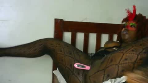 lovlyn online show from March 15, 10:49 pm