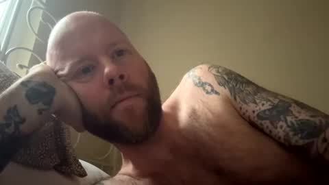 Snapshot of thickcockcali chatting on February 6, 4:47 pm CaliLove916 online show from February 6, 4:47 pm