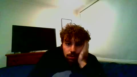 Snapshot of thickdaddyyy69 chatting on June 10, 7:18 am Thickdaddyyy69 online show from June 10, 7:18 am