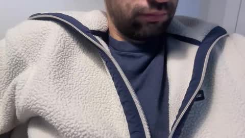 Snapshot of thickerbunny chatting on November 16, 8:36 pm thickerbunny online show from November 16, 8:36 pm