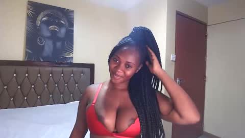 Snapshot of thickfantasy chatting on September 24, 3:43 am zara online show from September 24, 3:43 am