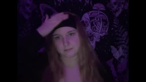 Snapshot of thickgingergoddess chatting on February 19, 11:57 pm Ariel online show from February 19, 11:57 pm