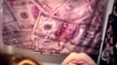 Snapshot of thickgingergoddess chatting on October 16, 1:50 am Ariel online show from October 16, 1:50 am