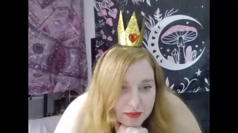 Snapshot of thickgingergoddess chatting on November 2, 4:31 pm Ariel online show from November 2, 4:31 pm