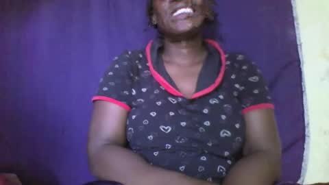 thickianah376 online show from January 7, 8:17 am