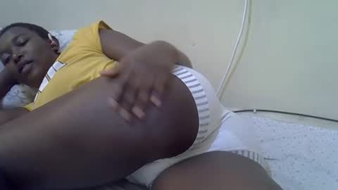 Snapshot of thickianah376 chatting on April 27, 6:44 am thickianah376 online show from April 27, 6:44 am