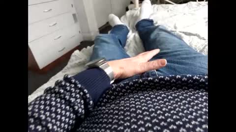 Snapshot of thicksingarters chatting on December 25, 12:15 pm thicksingarters online show from December 25, 12:15 pm