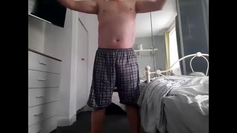 Snapshot of thicksingarters chatting on October 3, 11:07 am thicksingarters online show from October 3, 11:07 am