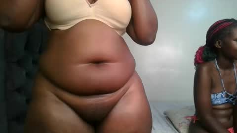 Snapshot of thicky_rue chatting on June 11, 3:10 pm Rue online show from June 11, 3:10 pm
