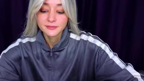 Snapshot of thief_of_hearts_ chatting on October 2, 11:45 pm thief_of_hearts_ online show from October 2, 11:45 pm