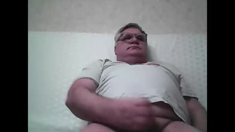 Snapshot of thierrysymp chatting on December 16, 5:07 pm Thierrysymp online show from December 16, 5:07 pm