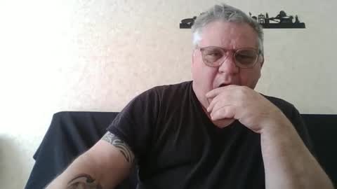 Thierrysymp online show from February 25, 10:14 am