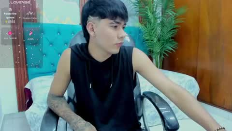  THIAGO COLLINS  online show from July 22, 9:17 pm