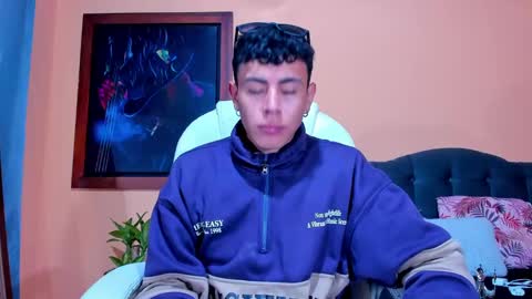 Snapshot of thiiago_tay chatting on December 4, 1:09 pm Thiiago online show from December 4, 1:09 pm