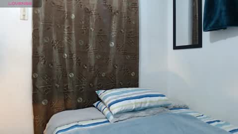 Snapshot of thiiago_tay chatting on September 29, 4:34 pm Thiiago online show from September 29, 4:34 pm