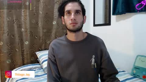 Snapshot of thiiago_tay chatting on October 2, 4:52 am Thiiago online show from October 2, 4:52 am