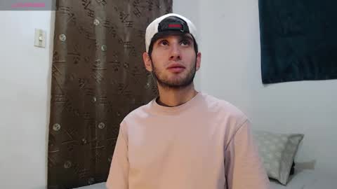 Thiiago online show from December 15, 8:57 pm