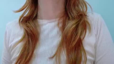 sara online show from December 23, 3:04 am