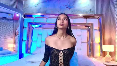 Eva  online show from January 2, 7:40 pm