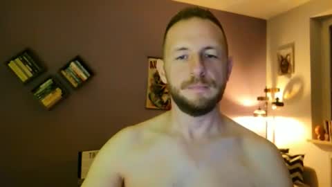 Snapshot of thirdfisherbro chatting on November 1, 8:55 pm thirdfisherbro online show from November 1, 8:55 pm