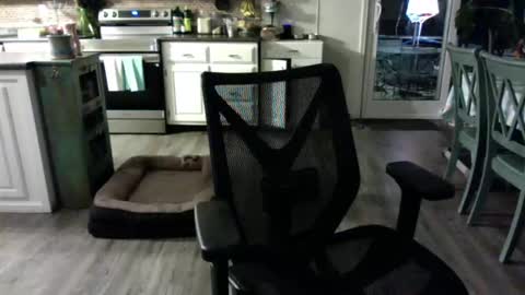 thirdforyou online show from March 22, 4:38 am