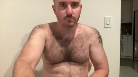 Snapshot of thisbigjewishdick chatting on May 19, 5:47 am This Big Jewish Dick online show from May 19, 5:47 am