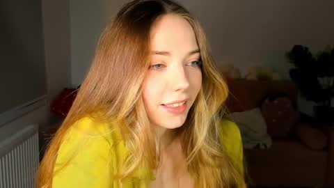 Snapshot of thisisamelia chatting on March 3, 3:20 pm Amelia shows on mondays fridays and sundays if anything changes im giving updates on my fansly online show from March 3, 3:20 pm