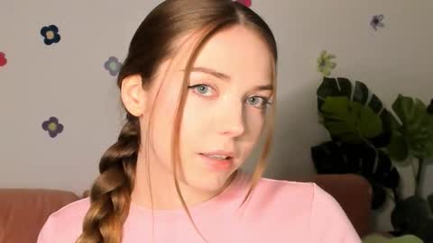 Snapshot of thisisamelia chatting on February 27, 2:17 pm Amelia shows on mondays fridays and sundays if anything changes im giving updates on my fansly online show from February 27, 2:17 pm