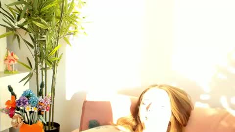 Amelia  shows on mondays fridays and sundays  if anything changes im giving updates on my fansly  online show from June 12, 5:01 pm