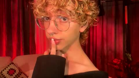 Damiano online show from May 21, 10:17 pm