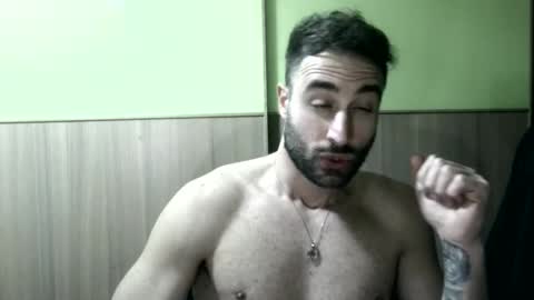 Snapshot of tho147mas chatting on March 1, 8:42 pm Thomas online show from March 1, 8:42 pm