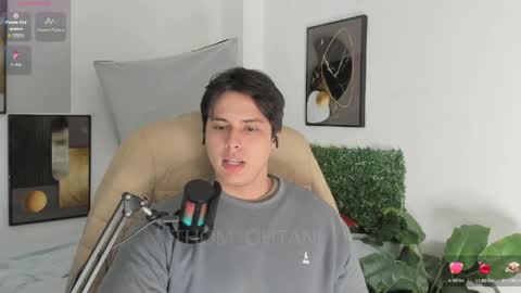 thom_ohtani online show from April 18, 7:07 pm
