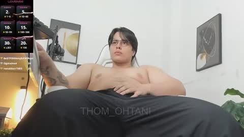 Snapshot of thom_ohtani chatting on July 23, 12:35 am thom_ohtani online show from July 23, 12:35 am