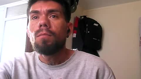 Snapshot of thomas2wood chatting on July 17, 7:19 pm Thomas2Wood online show from July 17, 7:19 pm