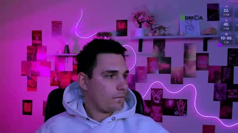 thomas_crow online show from April 21, 2:51 am