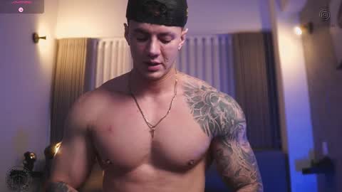 Thomas Falcon online show from October 28, 12:14 am