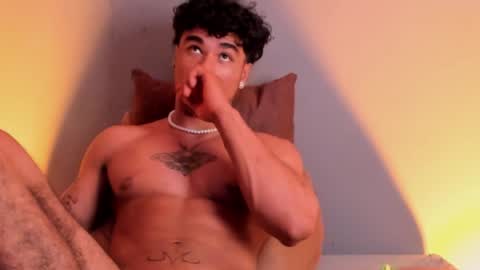 Snapshot of thomas_fit1 chatting on December 8, 3:21 am Thomas 3  JUST STAY AND BE MY LAST LOVE online show from December 8, 3:21 am