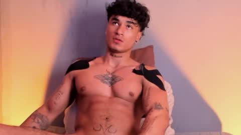 Snapshot of thomas_fit1 chatting on January 5, 2:38 am Thomas 3  JUST STAY AND BE MY LAST LOVE online show from January 5, 2:38 am