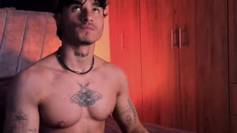 Snapshot of thomas_fit1 chatting on September 21, 2:02 am Thomas 3  JUST STAY AND BE MY LAST LOVE online show from September 21, 2:02 am