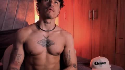 Snapshot of thomas_fit1 chatting on September 21, 11:39 pm Thomas 3  JUST STAY AND BE MY LAST LOVE online show from September 21, 11:39 pm